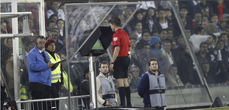 El polémico VAR llegó a Chile: así funcionará el sistema en el Torneo Nacional y Copa Chile