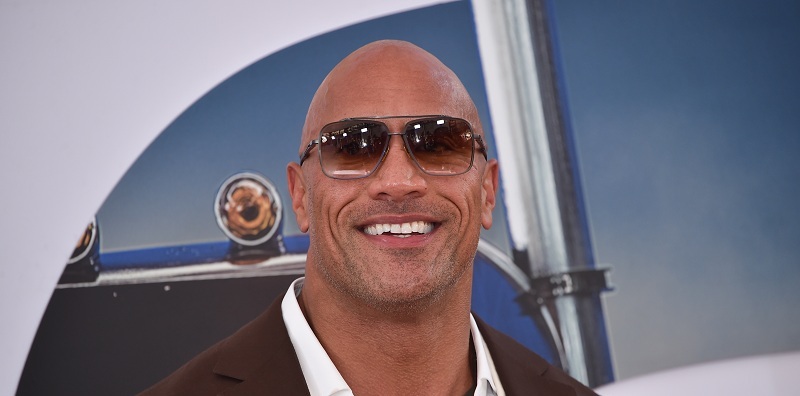 Dwayne Johnson se casó en Hawaii tras 12 años de noviazgo: compartió paradisíacas postales