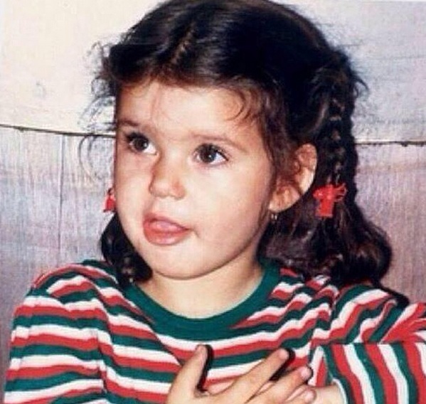 Beren Saat | Instagram