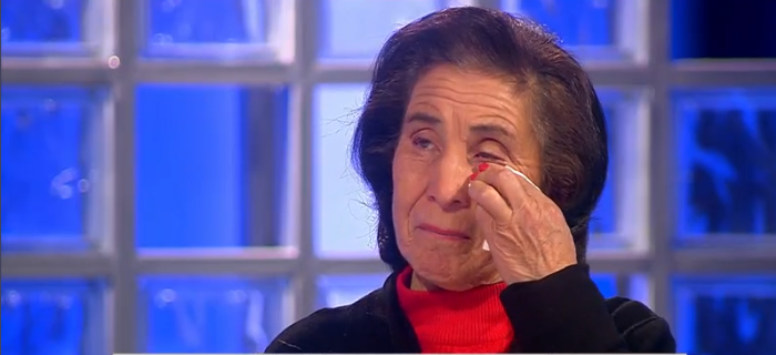 Dejó de comer para ayudar a sus mascotas: caso de abuelita emocionó en 