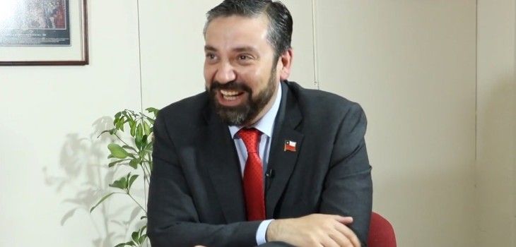 Tras filtración de video vulgares: Gobernador provincial de Copiapó presentó su renuncia