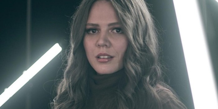 Joy Huerta acusó discriminación al tramitar pasaporte de su hija en México: canciller le respondió