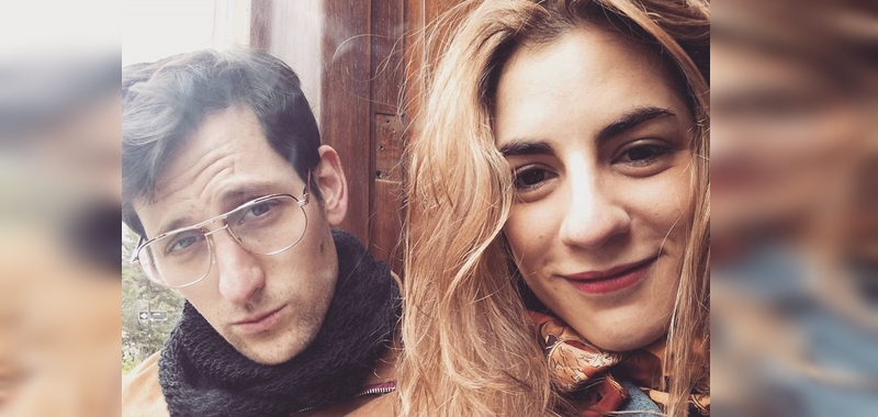 Carmen Zabala deslumbró junto a su esposo en avant premiere de 