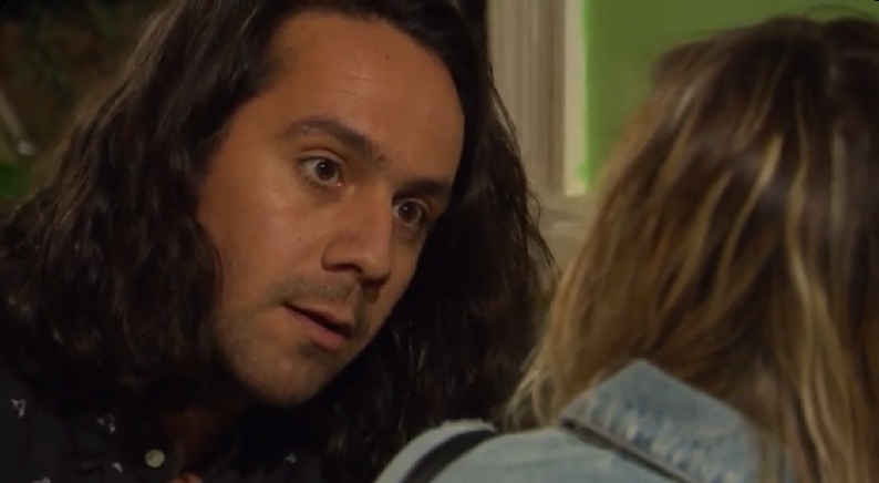 Verdades Ocultas: Agustina regresó al pasaje y su reencuentro con Marco dejó atónitos a seguidores