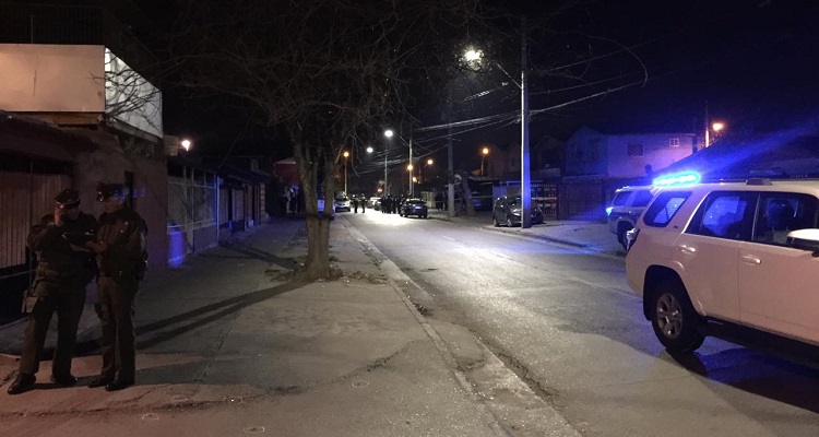 Cinco personas mueren tras ser baleadas en negocio de tragamonedas de Puente Alto: no hay detenidos