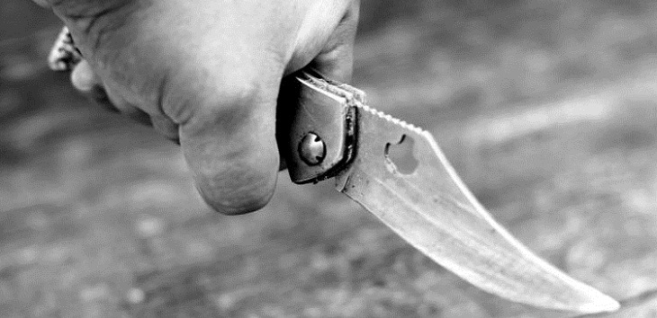 Joven recibe al menos cuatro puñaladas en Quillota: presunta atacante sería la pareja de su ex