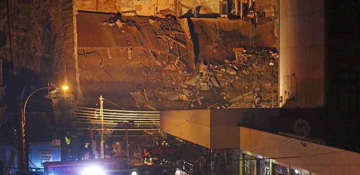 Los videos que evidencian la magnitud del fatal derrumbe que afectó a vivienda en  Valparaíso