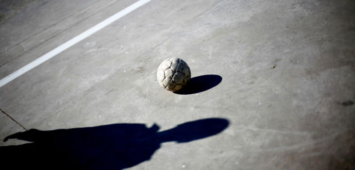 Derrumbe en Valparaíso: menores rescatados pertenecen a la escuela de fútbol de Santiago Wanderers