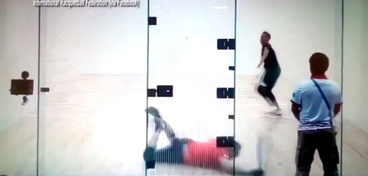 El tenso momento en que mexicano chocó y quebró pared de vidrio en final de ráquetbol panamericano