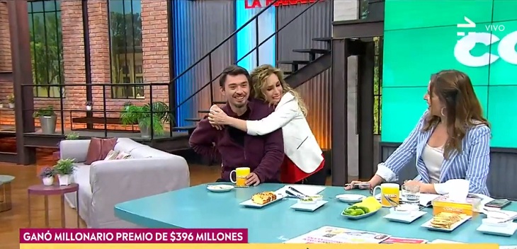 paulina rojas abraza a nico gavilan