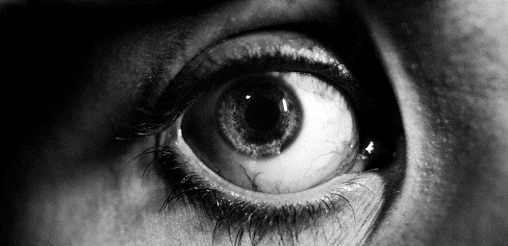 Pareja que secuestró y torturó a mujer por dinero para drogas fue condenada a 5 años de cárcel