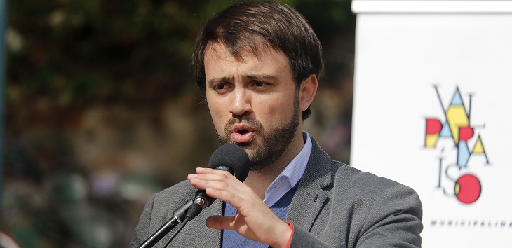 Alcalde Sharp lamenta mortal derrumbe y afirma que 