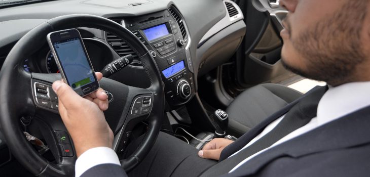 Sepa cuánto podría llegar pagar si se le ocurre usar su celular mientras conduce