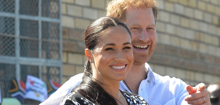 Fotos del pequeño Archie evidencian su impactante parecido con el príncipe Harry cuando era bebé