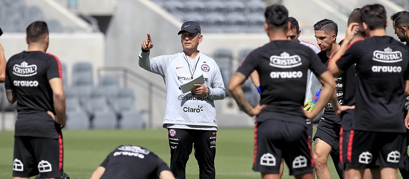 Fiestas en plena concentración: acusan indisciplina de la 'Roja' en la última Copa América