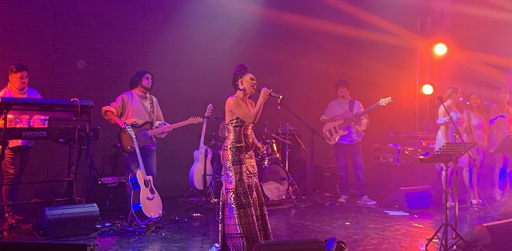 Jeimy Espinoza se lució en su primer concierto titulado 'Etnia' y adelantó detalles de nuevo single