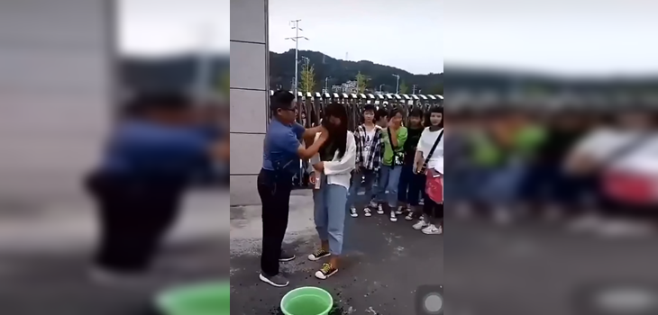 Medida de profesor con sus alumnas es viral: lavaba sus caras porque tenían prohibido maquillarse