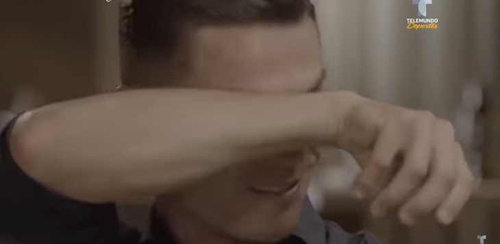 Cristiano Ronaldo se quebró en plena entrevista: lloró desconsolado al recordar a su padre fallecido