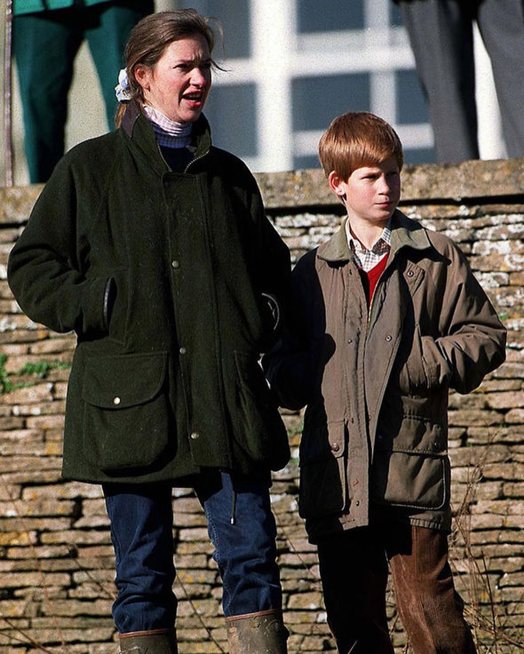 Príncipe Harry rompe tradición que siguieron William y Kate con su niñera: "Esto no es Mary Poppins"