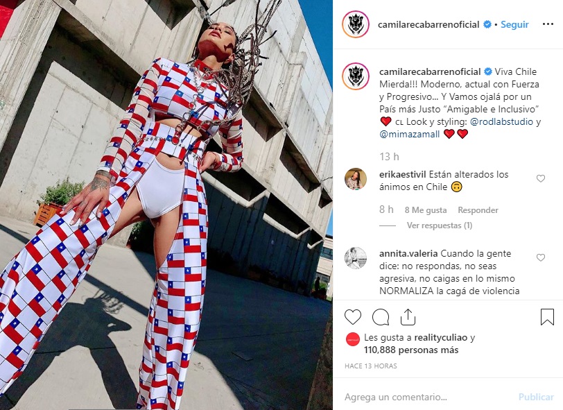 camila recabarren y su look patriota