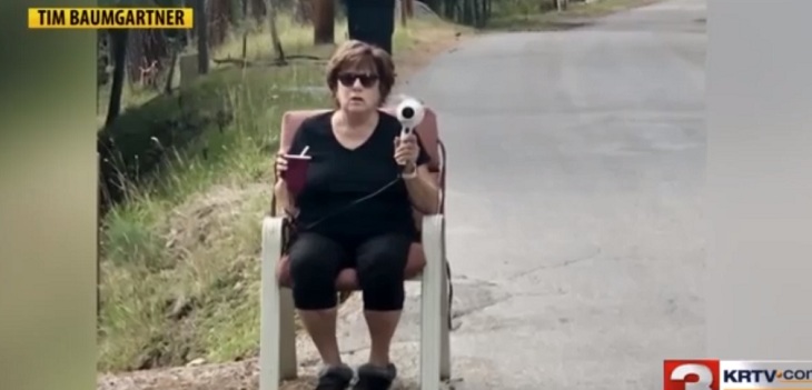 Mujer logró reducir velocidad de autos en EEUU con insólita técnica: usa secador de pelo como radar