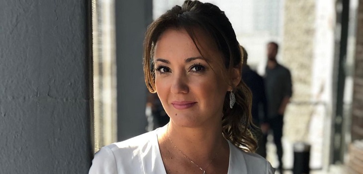 Periodista Priscilla Vargas compartió foto junto a su hija y sacó aplausos por ejemplar enseñanza