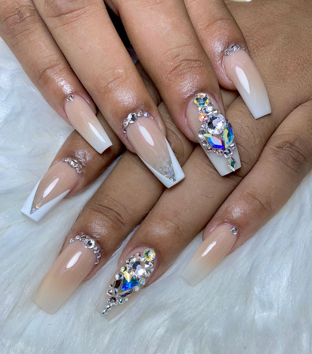 Llegó la primavera, llegó el color: las tendencias en manicure que arrasarán esta temporada