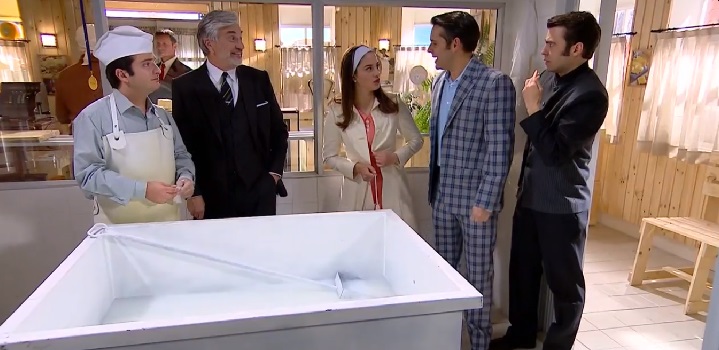 No son de la época: el error de utilería en estreno de 'Yo Soy Lorenzo' que no pasó desapercibido