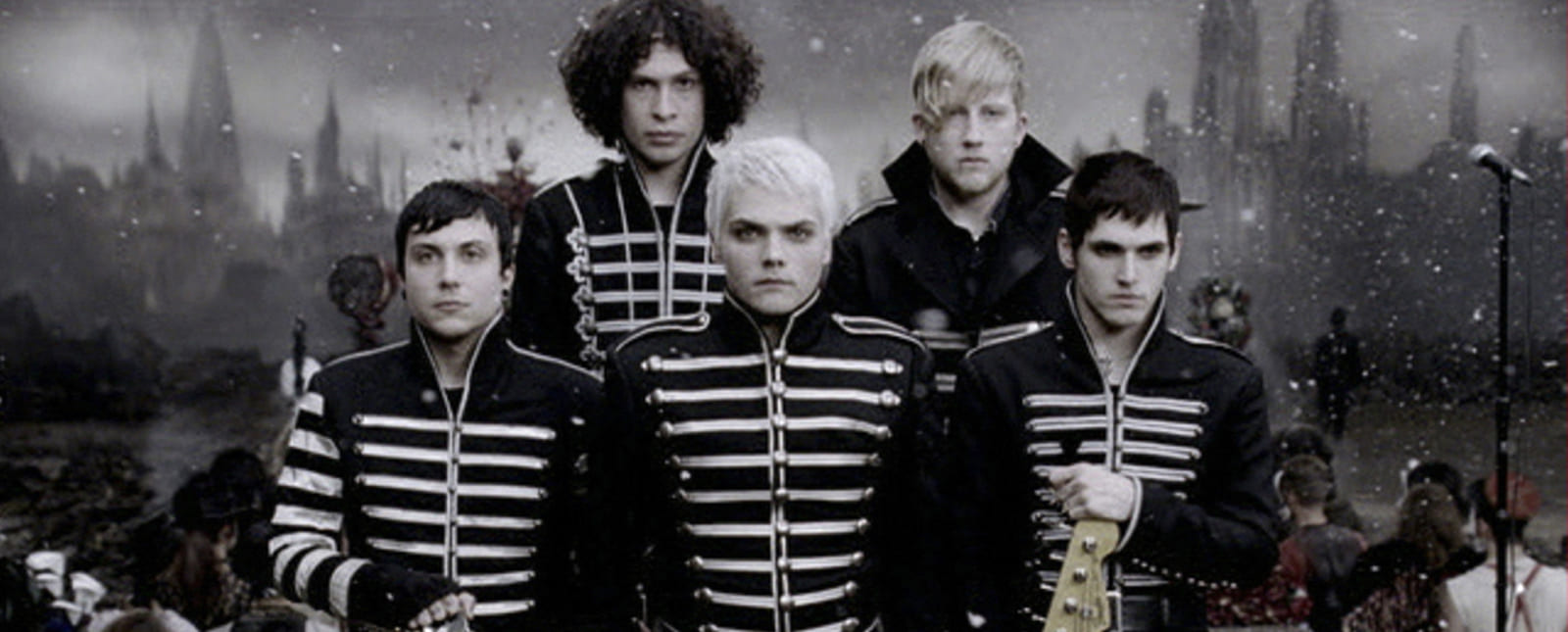 My Chemical Romance anunció su regreso a los escenarios y fanáticos 
