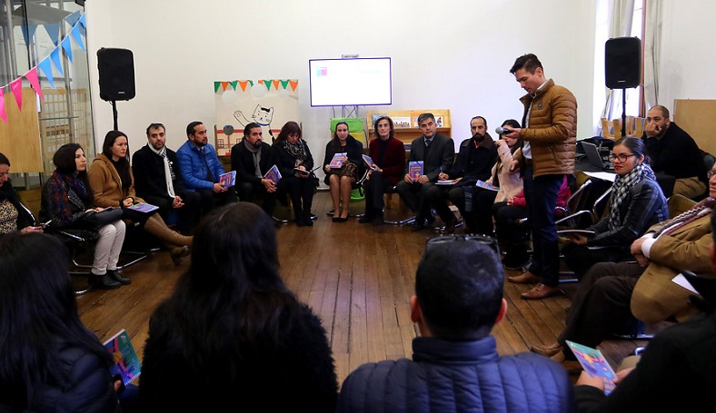 Cabildos de Apoderados: conoce cómo funcionará la nueva medida del Mineduc para instaurar el diálogo