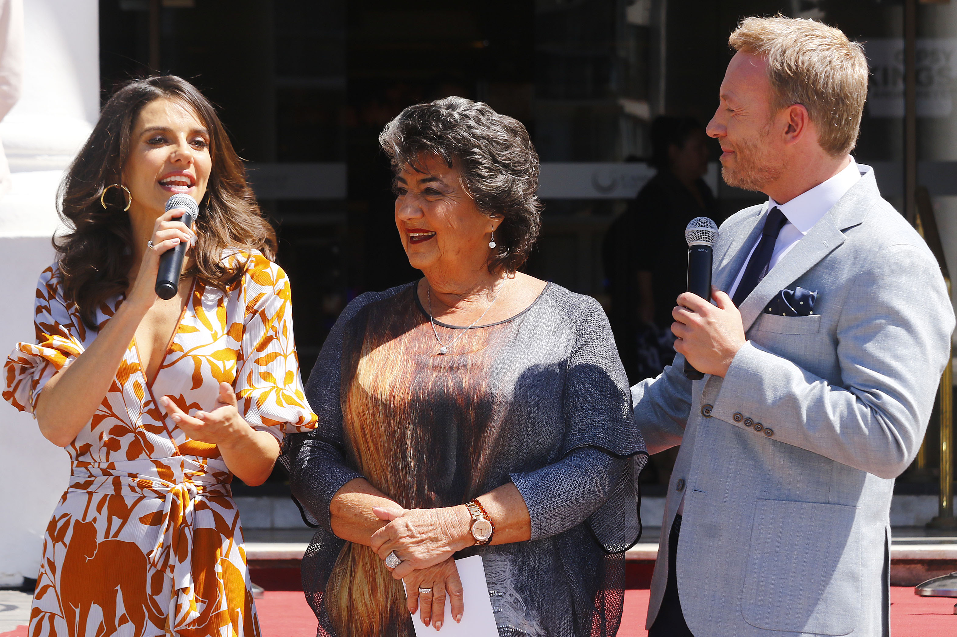 martín cárcamo en anuncio de festival de viña