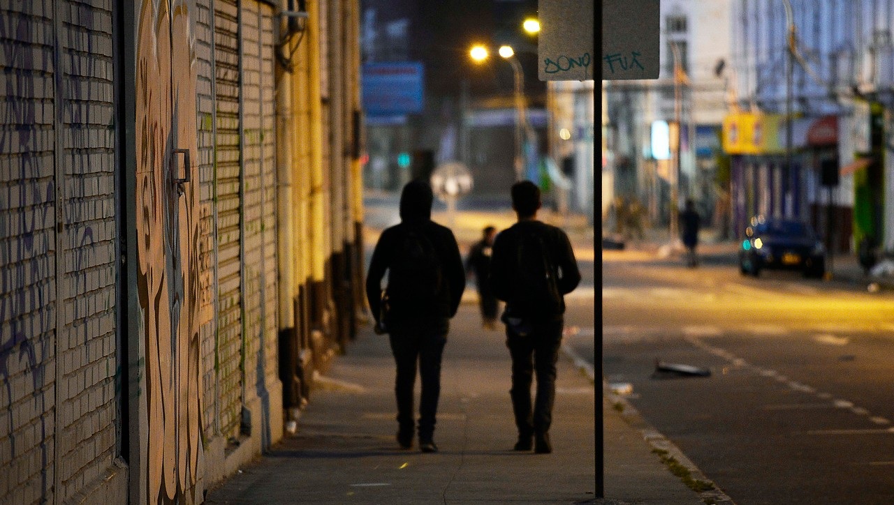 Toque de queda: ¿qué te puede pasar si sales durante la medida?