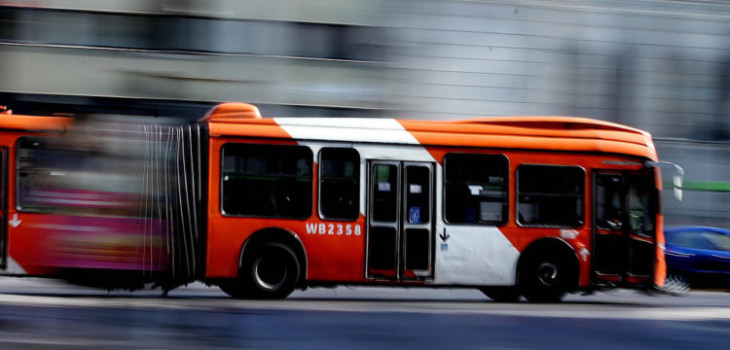 Tras fin del toque de queda: Transantiago tendrá recorridos hasta la medianoche