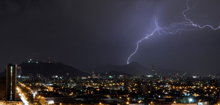 Inicio de semana lluvioso: alertan posibles tormentas eléctricas para varias regiones de zona centro