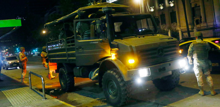 Joven muere atropellado por camión de infantería en medio de saqueo en Talcahuano: autor detenido