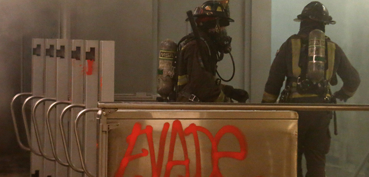 Masiva jornada de protestas en Santiago: 308 detenidos y 156 carabineros heridos