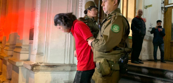 Murió hombre que fue apuñalado en Plaza de Santiago: habría sido atacado por su cuñado