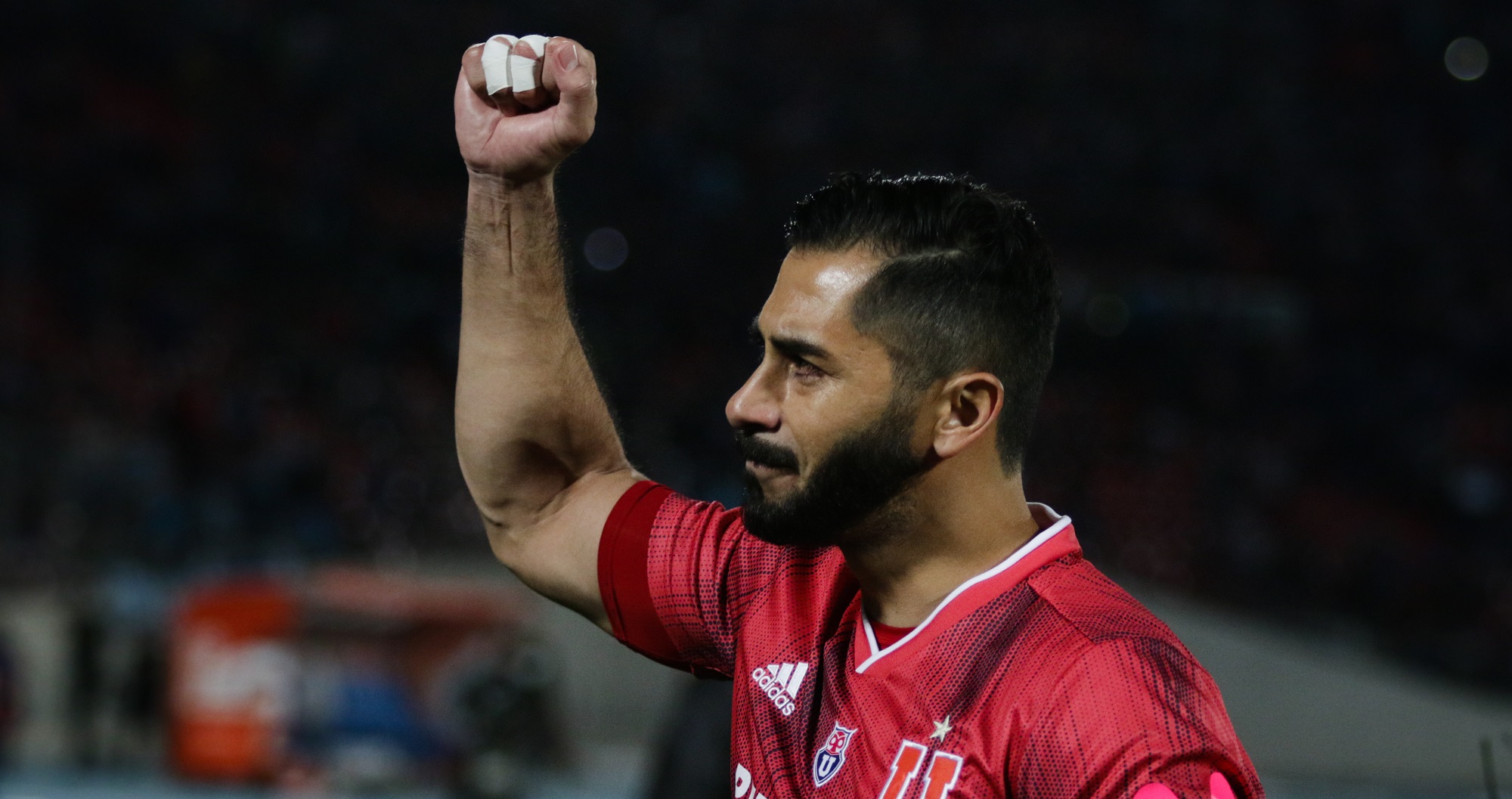 Al borde de las lágrimas: la emoción de Johnny Herrera tras salir de la zona de descenso con la U