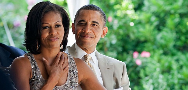 Los Obama acallan rumores de separación con románticas postales por su aniversario