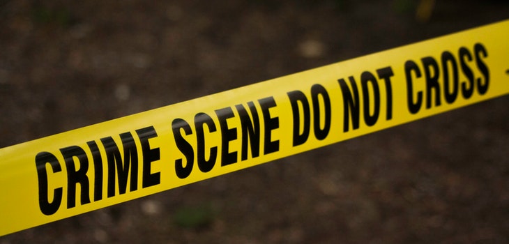 Hombre atropelló dos veces a su exesposa: sobrevivió y la remató con un machete