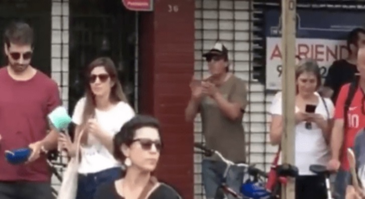 Mario Salas al ritmo del cacerolazo: el 'Comandante' se sumó a las protestas de Escuela Militar