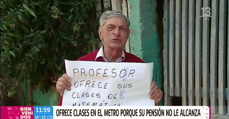 Profesor de 81 años conmovió a panel de Bienvenidos: ofrece clases en el Metro por baja pensión