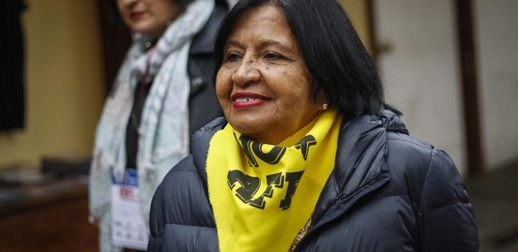 Profesora que pidió retirar fondos de AFP y resolución del TC: 