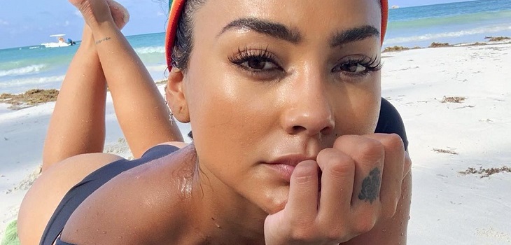 Camila Recabarren se tatuó un mandala para tapar cicatrices en íntima zona de su cuerpo