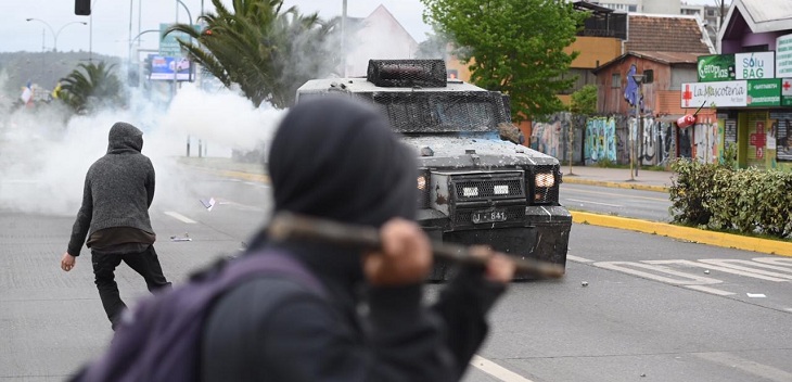 Declaran nuevo toque de queda para este domingo en Concepción: evalúan suspensión de clases