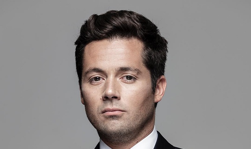 Usuaria de Twitter criticó a Humberto Sichel por dichos sobre la violencia y él contestó duramente