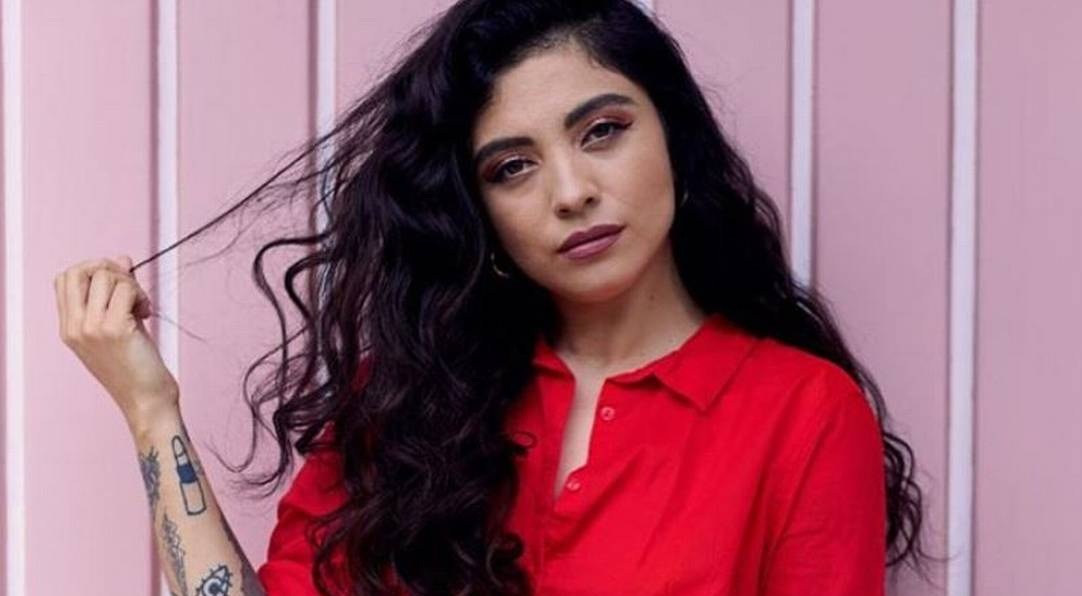 Fallecida tía de Mon Laferte también quiso retirar sus fondos de AFP para costear tratamiento médico