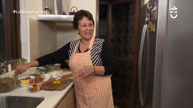  Suegra de Josefina Velasco se robó la película en "La Divina Comida"