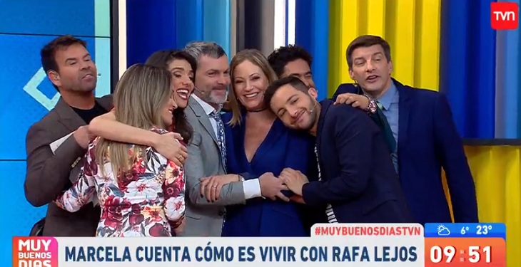 panel de muy buenos dias abraza a marcela vacarezza