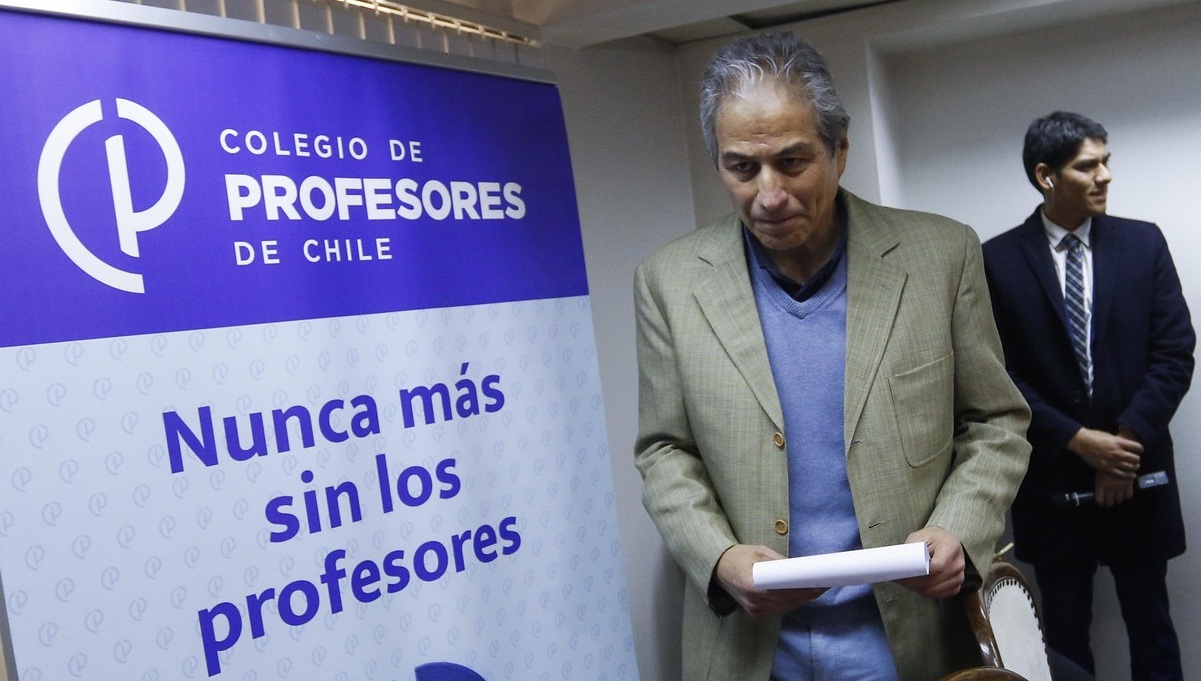 Colegio de Profesores llamó a boicotear Simce 2019: 